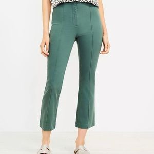 LOFT-Kick Crop Pants in Stretch Twill - Green